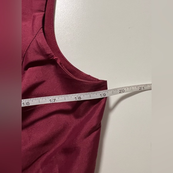 NWOT Ellen Tracy beaded neck burgundy holiday dress SZ 14 L - Picture 6 of 7